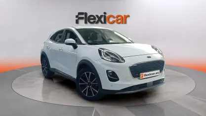 Usado Ford Puma Titanium 125 CV (91 kW) 2022 Blanco SUV