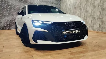 Usado Audi RS3 Sportback Premium 400 CV (294 kW) 2024 Utilitario