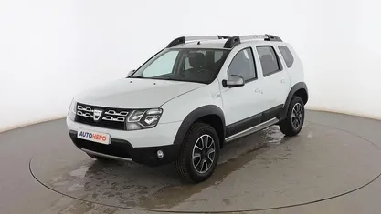 Blanco Usado 2016 Dacia Duster Urban Explorer SUV | 11.399 € (Precio justo)