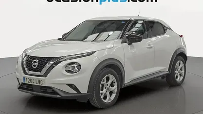 Käytetty Nissan Juke Acenta 114 HP (83 kW) 2022 Valkoinen Katumaasturi