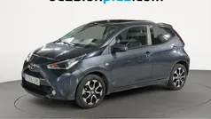 Gris Usado 2021 Toyota Aygo X-play Utilitario | 12.628 € (Precio justo)
