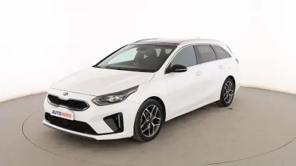 Usado Kia Ceed GT GT-Line 140 CV (102 kW) 2019 Blanco Familiar