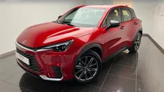 Rojo Usado 2025 Lexus LBX SUV | 34.900 € (Precio justo)