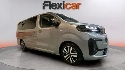 Usado Peugeot Traveller Business-Line 180 CV (132 kW) 2024 Gris Monovolumen