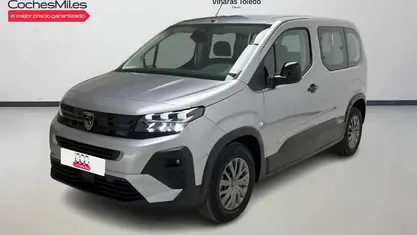 Nieuw Peugeot e-Rifter Allure 100 kW (136 PK) 2026 Grijs MPV
