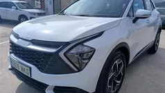 Blanco Usado 2023 Kia Sportage SUV | 24.900 € (Precio justo)