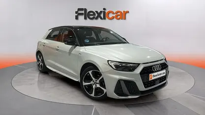 Usado Audi A1 Premium 95 CV (69 kW) 2023 Gris SUV