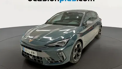 Usado Cupra Leon 150 CV (110 kW) 2024 Azul SUV