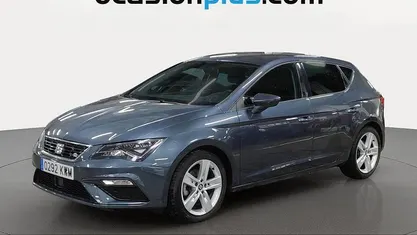 Usado Seat Leon FR 150 CV (110 kW) 2019 Gris Utilitario