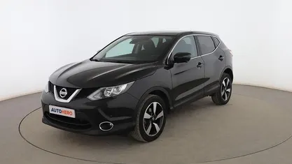 Usado Nissan Qashqai 360º 163 CV (119 kW) 2015 Negro SUV