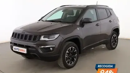 Usado Jeep Compass Trailhawk 241 CV (177 kW) 2021 Gris SUV