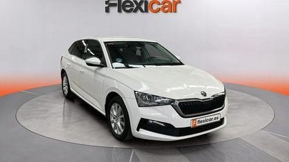 Używany Skoda Scala Style 116 KM (85 kW) 2020 Biały Hatchback