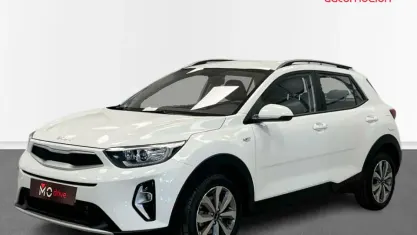 Usado Kia Stonic 100 CV (73 kW) 2023 SUV