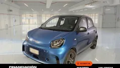 Azul Usado 2022 Smart ForFour Electric Drive Utilitario | 13.850 € (Precio justo)