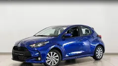 Usado 2024 Toyota Yaris Hybrid Active Berlina | 23.450 € (Precio justo)