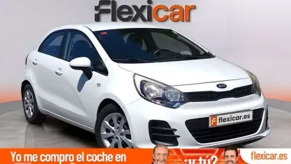 Usado Kia Rio 84 CV (61 kW) 2016 Blanco Utilitario