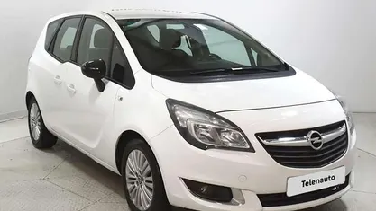 Usado Opel Meriva Selective 120 CV (88 kW) 2014 Blanco Monovolumen