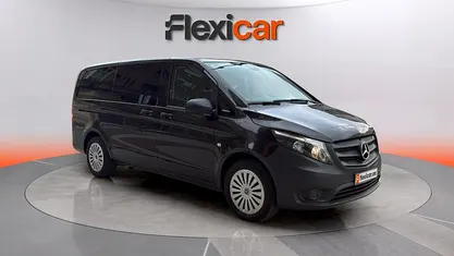 Usado Mercedes Vito 136 CV (100 kW) 2023 Negro Van