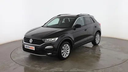 Usado VW T-Roc Advance 116 CV (85 kW) 2018 Negro SUV