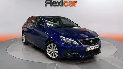 Usado Peugeot 308 Access 131 CV (96 kW) 2020 Azul Utilitario