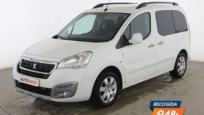 Usado Peugeot TePee Style 120 CV (88 kW) 2017 Monovolumen