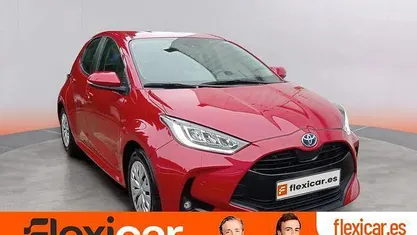 Usado 2023 Toyota Yaris Hybrid Active | 18.790 € (Super precio)