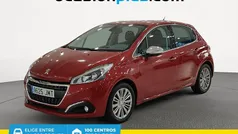 Rojo Usado 2016 Peugeot 208 Allure Utilitario | 10.350 € (Precio justo)