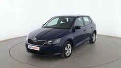 Azul Usado 2017 Skoda Fabia Ambition Berlina | 9099 € (Buen precio)