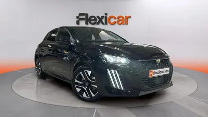 Usado Peugeot 208 Allure 101 CV (74 kW) 2025 Utilitario