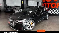 Negro Usado 2023 Audi e-tron Advanced Plus SUV | 33.850 € (Precio justo)