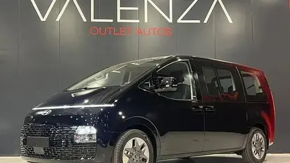 Usado Hyundai Staria 224 HP (164 kW) 2025 Monovolume