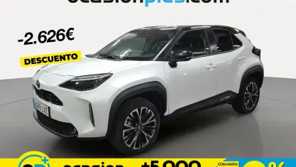 Usado Toyota Yaris Hybrid Style 116 CV (85 kW) 2022 Blanco Pickup/Camioneta