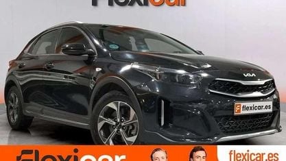 Usado Kia XCeed 120 CV (88 kW) 2023 Negro SUV