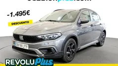 Gris Usado 2022 Fiat Tipo Cross Berlina | 16.450 € (Buen precio)