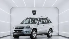 Gris / plata Usado 2005 Toyota RAV4 Luna SUV | 6999 € (Precio justo)