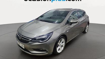 Usado Opel Astra Dynamic 125 CV (91 kW) 2017 Gris Utilitario