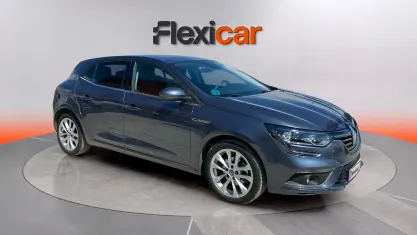 Usado Renault Mégane LIMITED 132 CV (97 kW) 2018 Azul Berlina