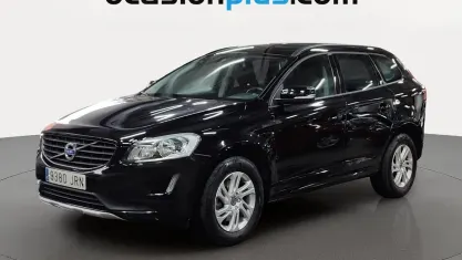 Używany Volvo XC60 Kinetic 150 KM (110 kW) 2016 Czarny SUV
