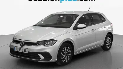 Usado VW Polo Life 95 CV (69 kW) 2022 Gris plata Utilitario