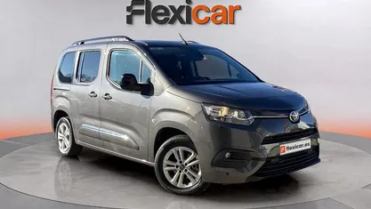 Usado 2023 Toyota Proace Verso Advance Familiar | 19.790 € (Super precio)