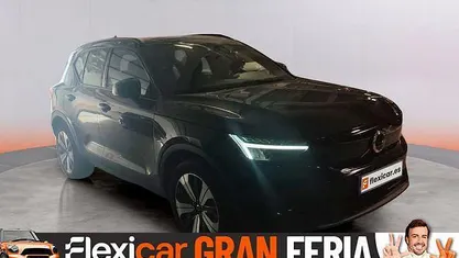 Usado Volvo XC40 Core 169 kW (231 CV) 2023 Negro SUV