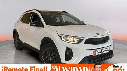 Usado 2020 Kia Stonic SUV | 14.490 € (Buen precio)