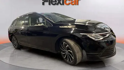 Usado VW Golf VIII Life 131 CV (96 kW) 2021 Berlina