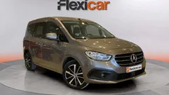 Gris Usado 2023 Mercedes 180 Berlina | 24.790 € (Precio justo)