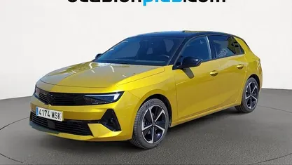 Usado Opel Astra S 131 CV (96 kW) 2024 Amarillo Utilitario