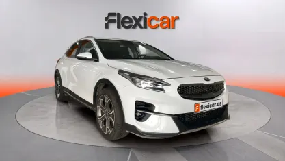 Usado Kia XCeed 120 CV (88 kW) 2021 Blanco SUV