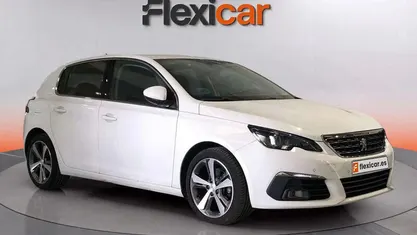 Usado Peugeot 308 Allure 101 CV (74 kW) 2020 Berlina