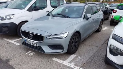 Usado 2025 Volvo V60 Core Familiar | 34.900 € (Super precio)