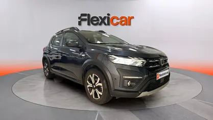 Usado Dacia Sandero Comfort 91 CV (66 kW) 2022 Negro Berlina