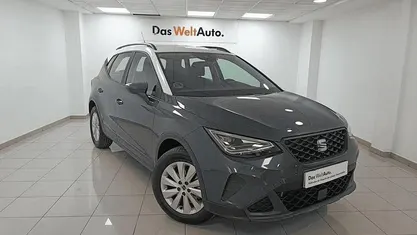 Usado Seat Arona Style 115 CV (84 kW) 2025 Gris SUV